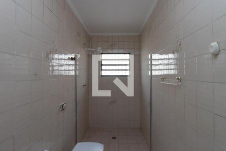 Banheiro Social de casa para alugar com 2 quartos, 100m² em Vila Nilo, São Paulo
