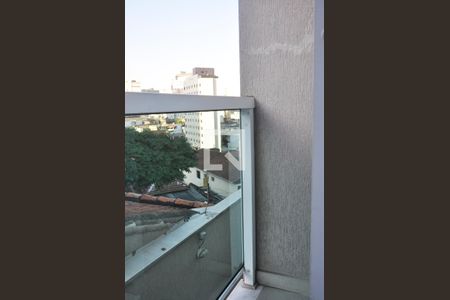 Casa à venda com 60m², 2 quartos e 1 vaga Casa à venda com 60m², 2 quartos e 1 vagaVaranda