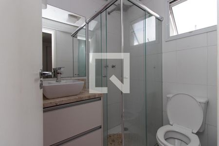 Apartamento à venda com 76m², 2 quartos e 2 vagas Apartamento à venda com 76m², 2 quartos e 2 vagasBanheiro da Suíte