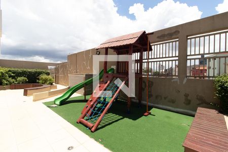 Apartamento à venda com 76m², 2 quartos e 2 vagas Apartamento à venda com 76m², 2 quartos e 2 vagasÁrea Comum - Playground