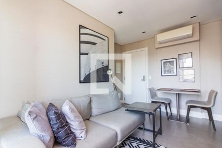 Sala  de kitnet/studio para alugar com 1 quarto, 40m² em Pinheiros, São Paulo