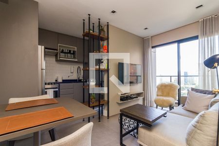 Sala  de kitnet/studio para alugar com 1 quarto, 40m² em Pinheiros, São Paulo