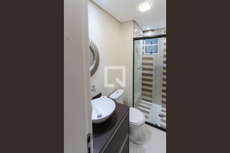 Apartamento para alugar com 67m², 2 quartos e 1 vaga Apartamento para alugar com 67m², 2 quartos e 1 vagaBanheiro