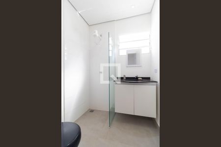 Casa à venda com 220m², 3 quartos e 4 vagasBanhero da Suíte 01