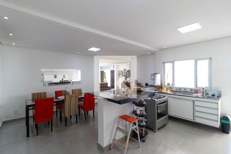 Casa à venda com 220m², 3 quartos e 4 vagasCozinha