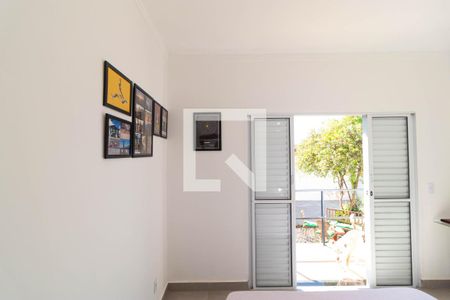 Casa à venda com 220m², 3 quartos e 4 vagasSuíte 02