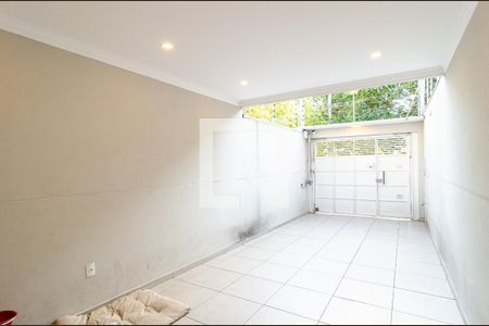 Casa à venda com 98m², 3 quartos e 2 vagasGaragem