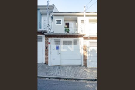 Casa à venda com 98m², 3 quartos e 2 vagasFachada