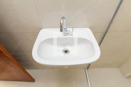 Banheiro de kitnet/studio para alugar com 1 quarto, 33m² em Vila Buarque, São Paulo