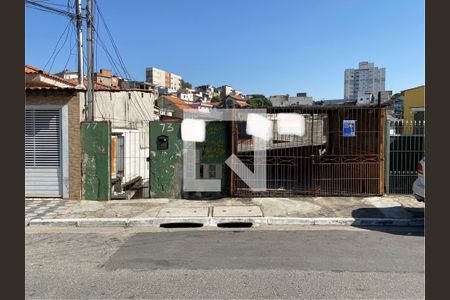 Casa à venda com 19m², 1 quarto e sem vaga Casa à venda com 19m², 1 quarto e sem vagaFachada