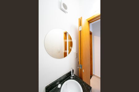 Lavabo de casa para alugar com 3 quartos, 99m² em Vila Alexandria, São Paulo