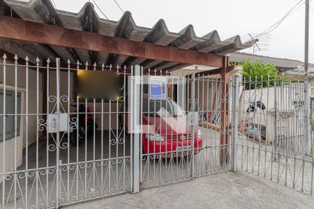 Casa à venda com 80m², 1 quarto e 1 vaga Casa à venda com 80m², 1 quarto e 1 vagaFachada
