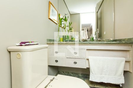 Apartamento à venda com 200m², 4 quartos e 3 vagasLavabo