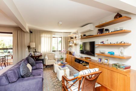 Apartamento à venda com 200m², 4 quartos e 3 vagasSala