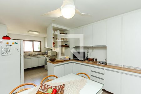 Apartamento à venda com 200m², 4 quartos e 3 vagasCozinha
