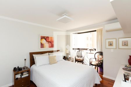 Apartamento à venda com 200m², 4 quartos e 3 vagasSuíte 1