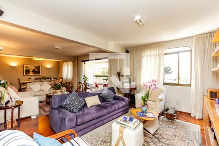 Apartamento à venda com 200m², 4 quartos e 3 vagasSala