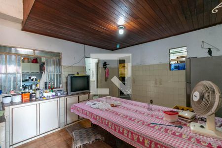 Casa à venda com 339m², 3 quartos e 7 vagasCopa