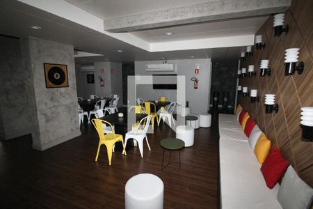 Apartamento para alugar com 62m², 2 quartos e 2 vagasÁrea comum - Salão de festas