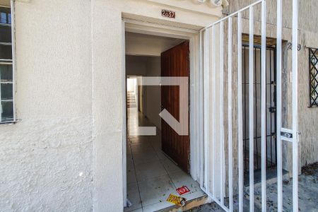 Casa para alugar com 80m², 2 quartos e sem vagaFachada