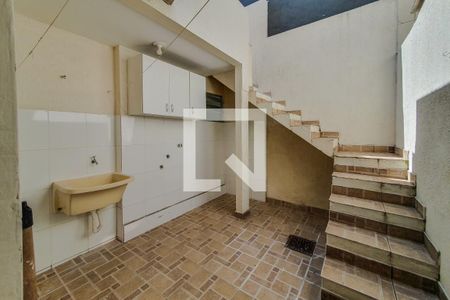Casa para alugar com 80m², 2 quartos e sem vagaÁrea de Serviço