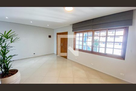 Sala de casa para alugar com 3 quartos, 245m² em Cidade São Jorge, Santo André