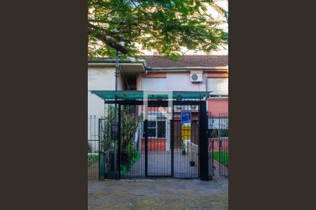 Casa à venda com 115m², 3 quartos e 3 vagasFachada 