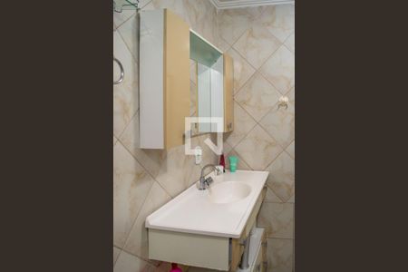 Casa à venda com 115m², 3 quartos e 3 vagasBanheiro