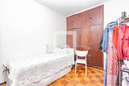 Casa à venda com 410m², 4 quartos e 5 vagasQuarto 2
