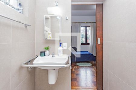 Casa à venda com 410m², 4 quartos e 5 vagasBanheiro