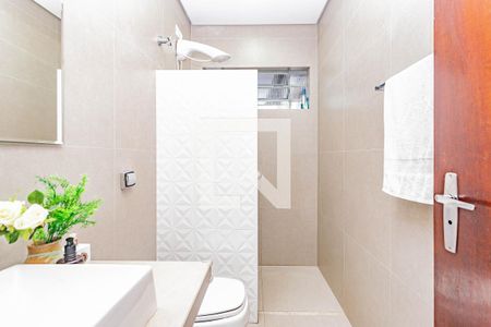 Casa à venda com 410m², 4 quartos e 5 vagasBanheiro Social