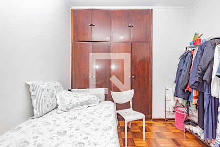 Casa à venda com 410m², 4 quartos e 5 vagasQuarto 2