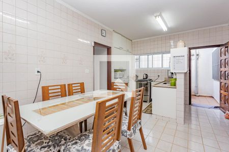 Casa à venda com 410m², 4 quartos e 5 vagasCozinha