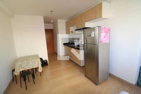 Sala  /  Cozinha  /  Quarto de kitnet/studio à venda com 1 quarto, 27m² em Santana, São Paulo