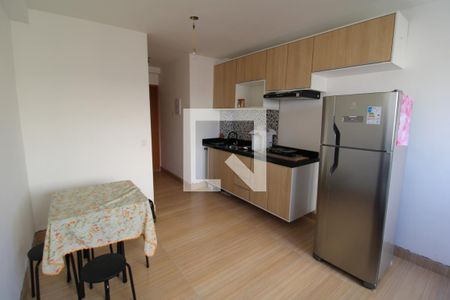 Sala  /  Cozinha  /  Quarto de kitnet/studio à venda com 1 quarto, 27m² em Santana, São Paulo
