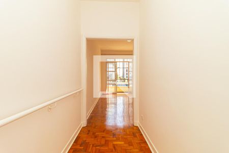 Corredor de apartamento para alugar com 2 quartos, 100m² em Bela Vista, São Paulo