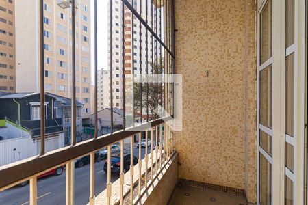 Apartamento para alugar com 100m², 2 quartos e sem vagaVaranda