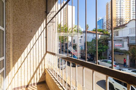 Varanda de apartamento para alugar com 2 quartos, 100m² em Bela Vista, São Paulo