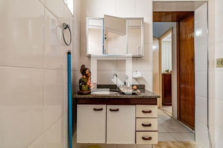 Casa à venda com 200m², 3 quartos e 2 vagas Casa à venda com 200m², 3 quartos e 2 vagasSuite 01 - Banheiro