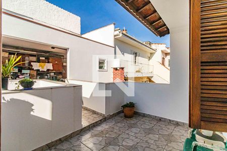 Casa à venda com 200m², 3 quartos e 2 vagas Casa à venda com 200m², 3 quartos e 2 vagasSuite 03 - Varanda