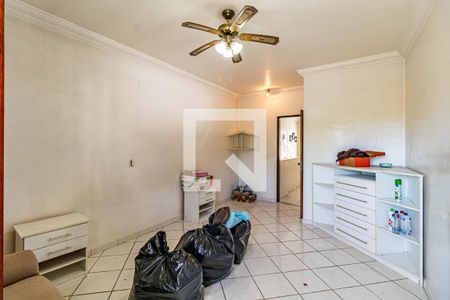 Casa à venda com 200m², 3 quartos e 2 vagas Casa à venda com 200m², 3 quartos e 2 vagasSuite 02