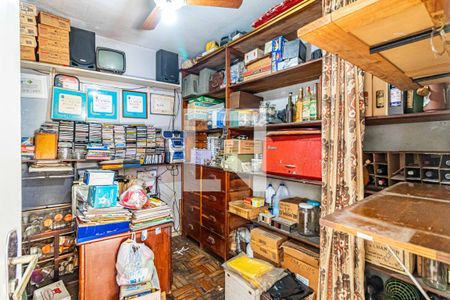 Casa à venda com 200m², 3 quartos e 2 vagas Casa à venda com 200m², 3 quartos e 2 vagasQuarto de serviço