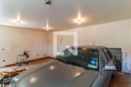 Casa à venda com 200m², 3 quartos e 2 vagas Casa à venda com 200m², 3 quartos e 2 vagasGaragem