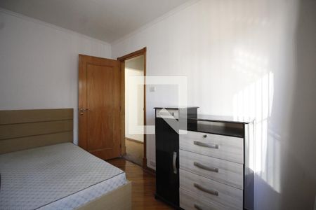 Quarto 2 de casa para alugar com 2 quartos, 156m² em Santa Teresinha, São Paulo