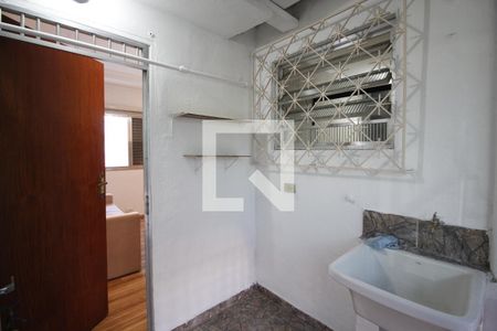 Casa para alugar com 156m², 2 quartos e 1 vagaÁrea de Serviço