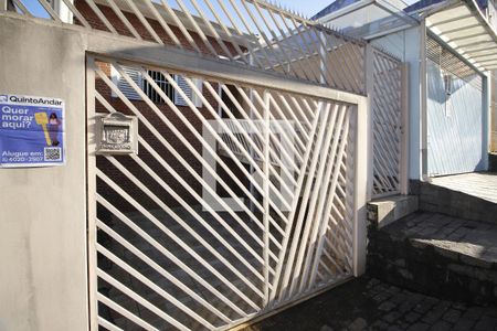 Casa para alugar com 156m², 2 quartos e 1 vagaFachada + Plaquinha