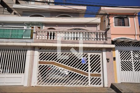 Casa à venda com 125m², 3 quartos e 2 vagasFachada