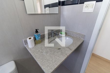 Apartamento para alugar com 55m², 2 quartos e sem vagaBanheiro