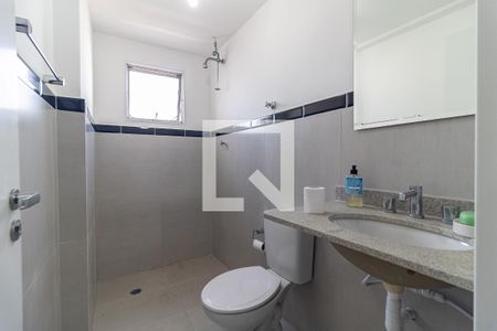 Apartamento para alugar com 55m², 2 quartos e sem vagaBanheiro