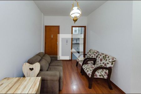 Sala de apartamento para alugar com 3 quartos, 90m² em Buritis, Belo Horizonte